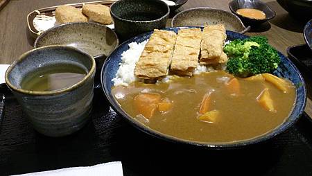 井町_井町咖哩飯