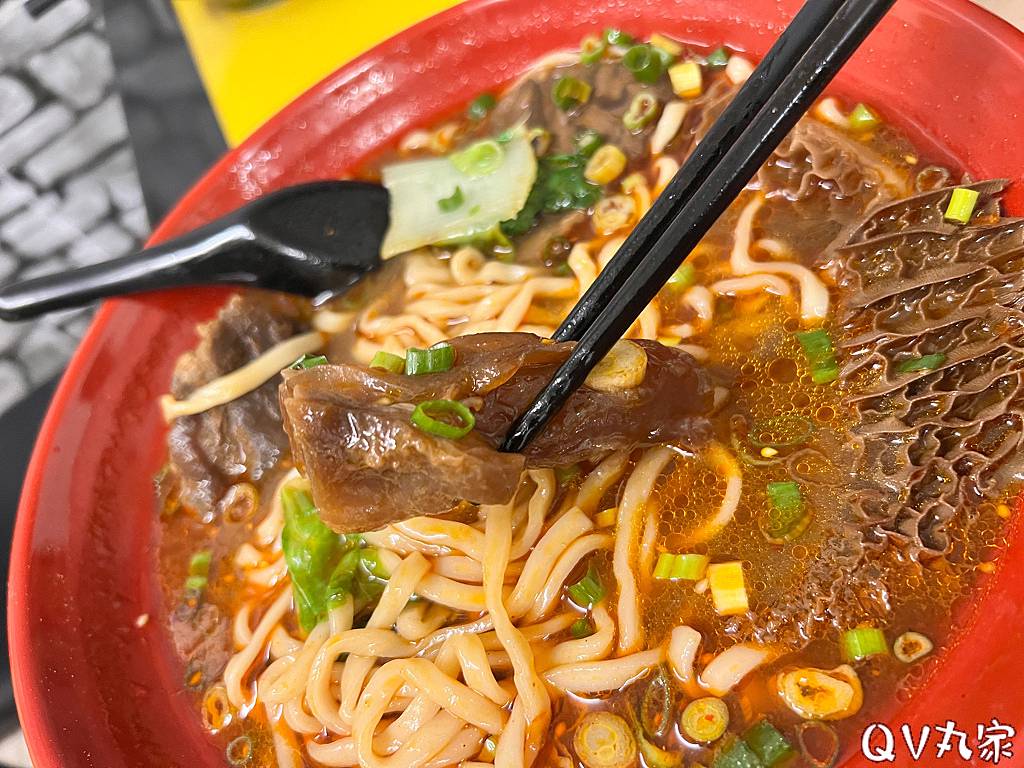 「新竹。牛肉麵懶人包」除了經典的之外，你還有隱藏版的好吃牛肉