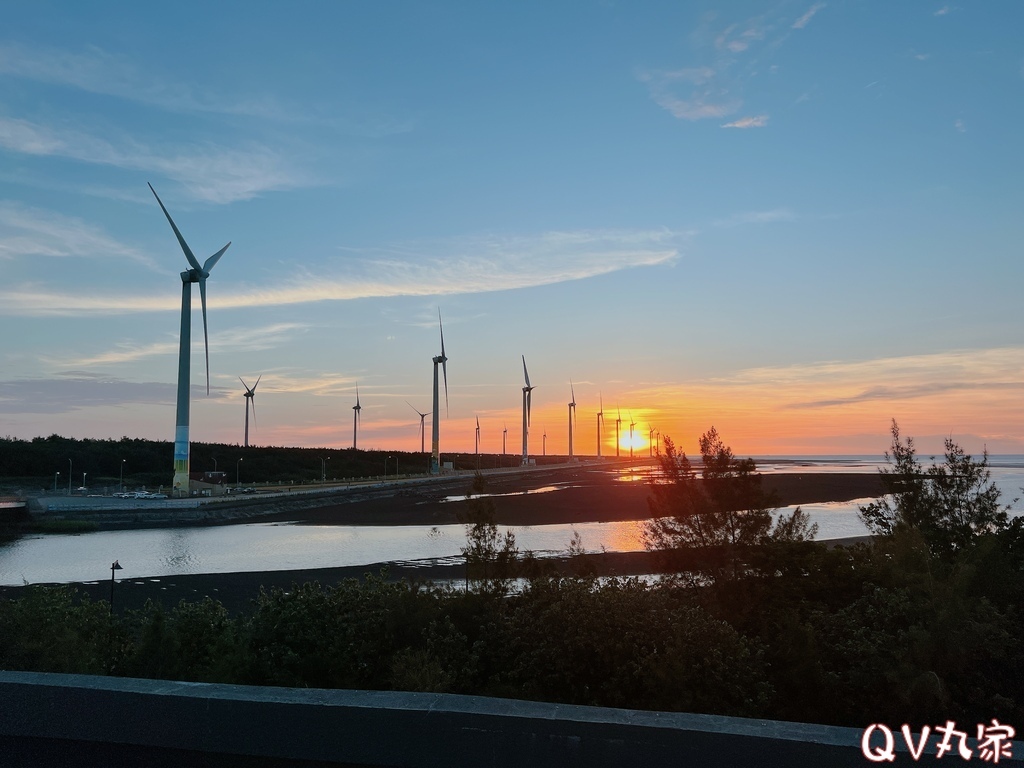 「台中。露營」蟬說：夕陽漫漫免裝備豪華露營，一泊二食+迎賓小