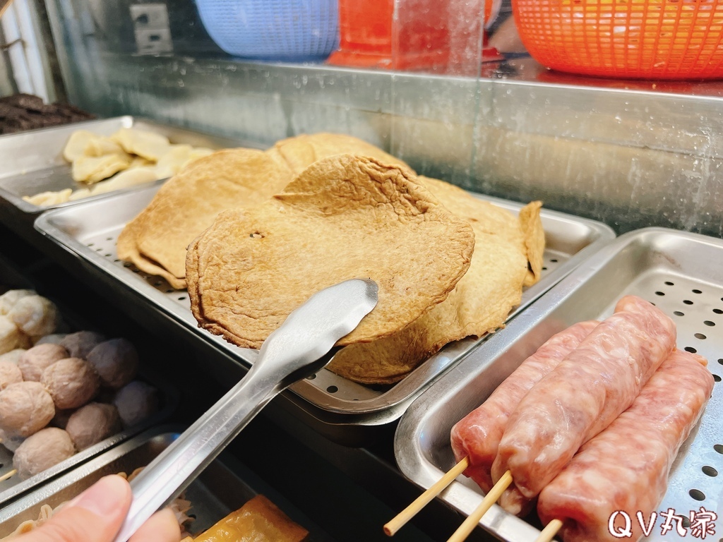 「新竹。食記」大爺鹹酥雞-食品店，消夜小酌推薦地點，
