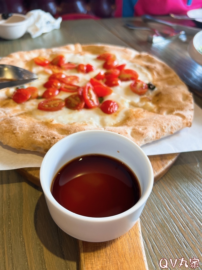 「新竹。食記」紅倉庫歐陸廚房(竹北)，西班牙餐酒館風格美食彷