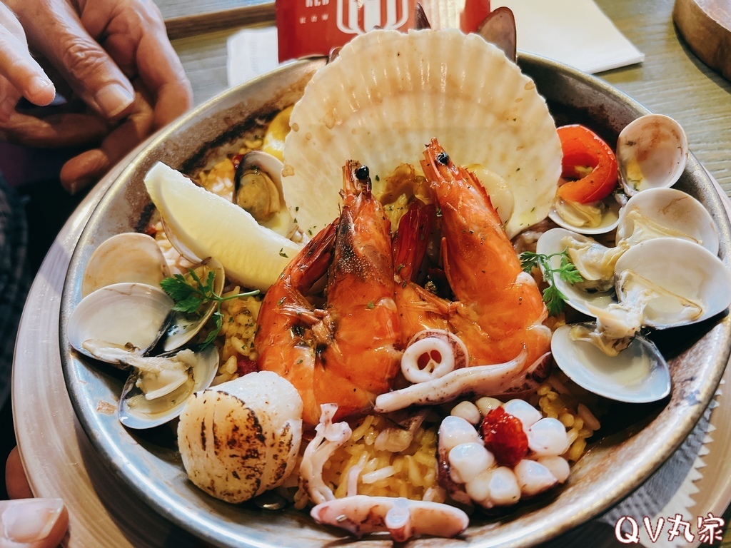 「新竹。食記」紅倉庫歐陸廚房(竹北)，西班牙餐酒館風格美食彷