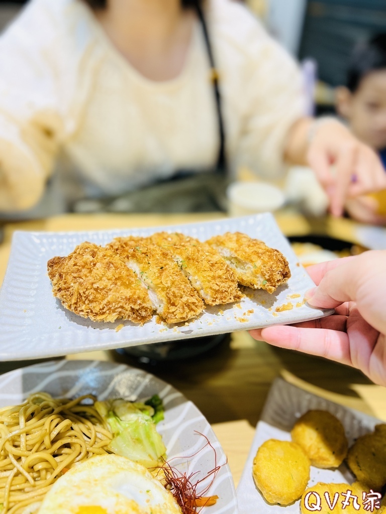 「新竹。食記」被耽誤的炒麵店，特色日式、台式炒麵不可錯過，內