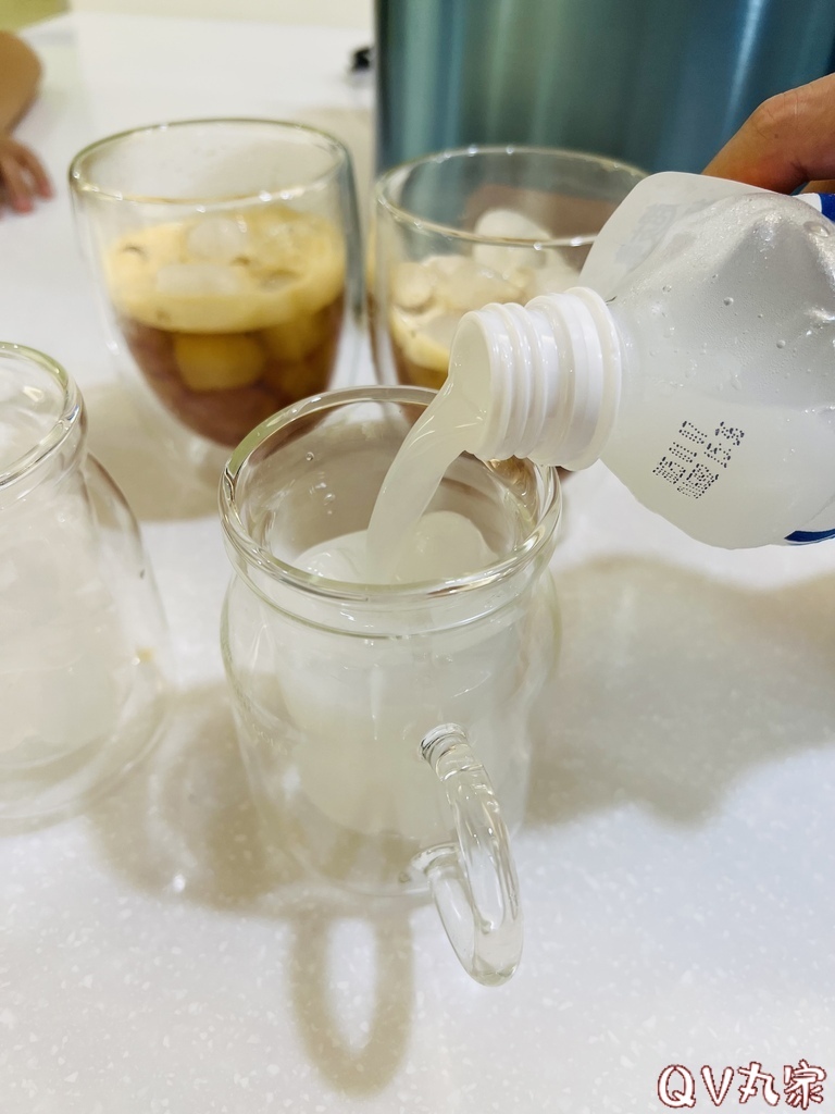 「電器。開箱」KOHZII 康馳，手提式全自動製冰機 KIM
