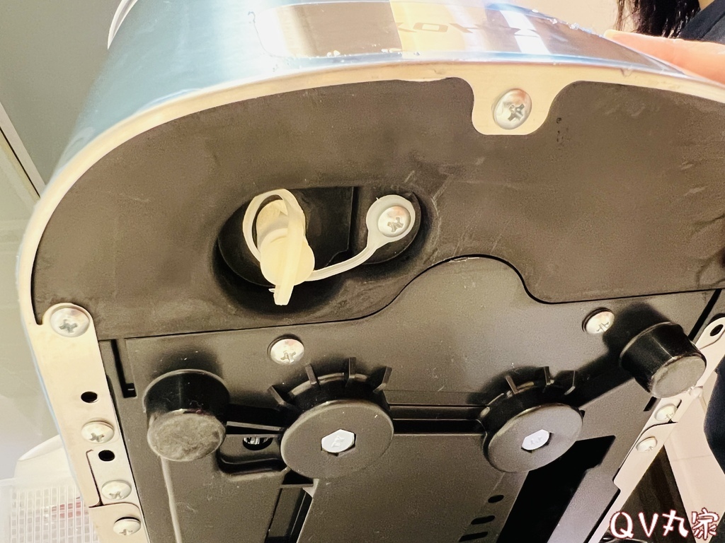 「電器。開箱」KOHZII 康馳，手提式全自動製冰機 KIM