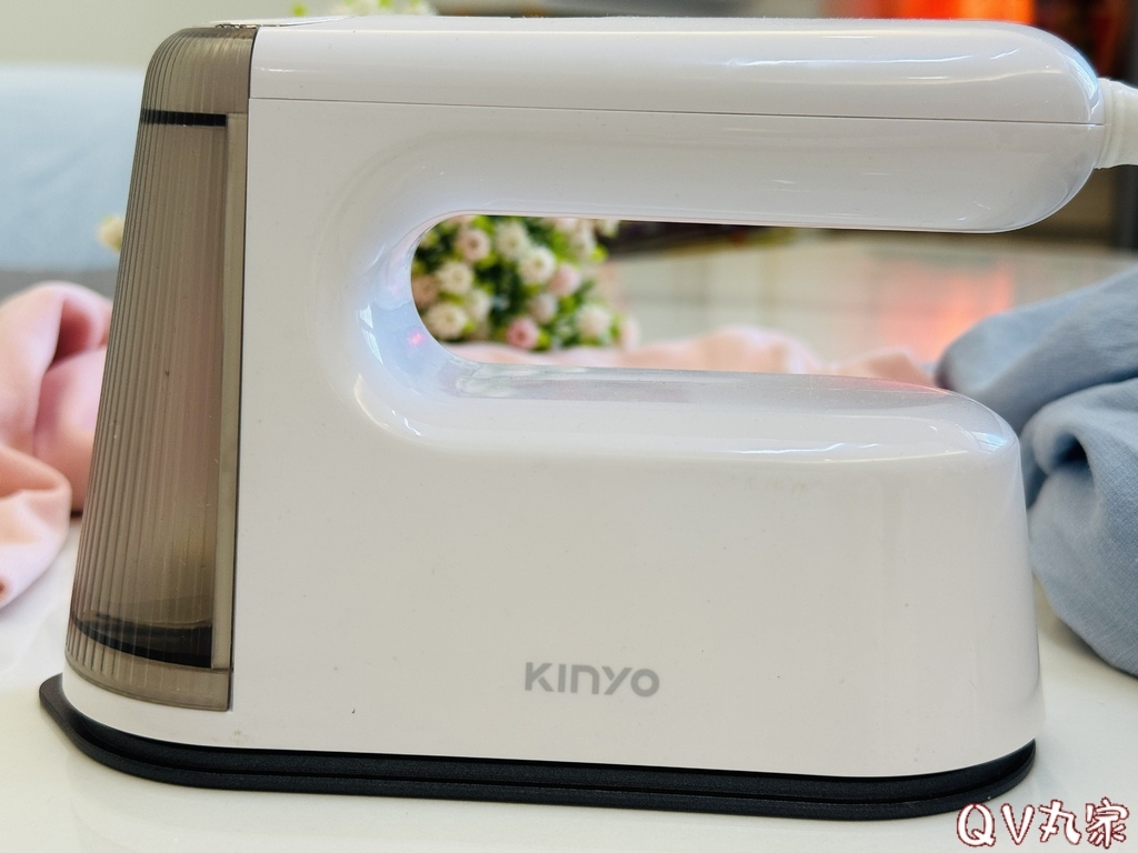 「電器。開箱」Kinyo 二合一兩用蒸氣熨斗HMH-8433