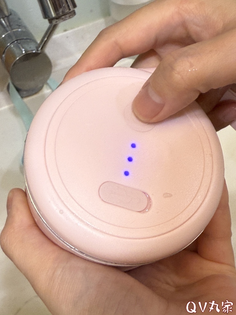 「家電。開箱」Fujitek富士電通 無線玻璃隨行果汁機FT