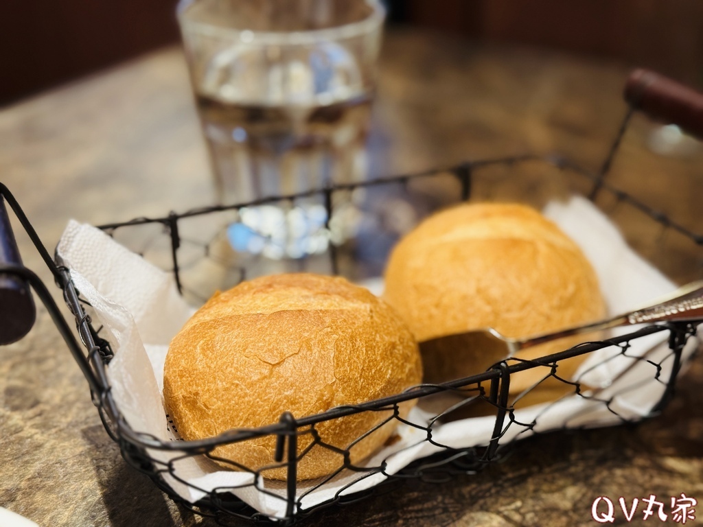 「新竹。食記」托斯卡尼尼TOSCANINI(竹北文信店)，全