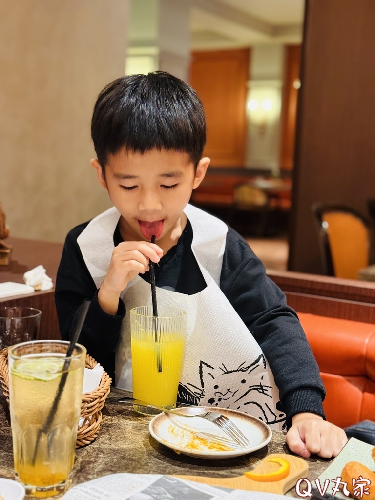 「新竹。食記」托斯卡尼尼TOSCANINI(竹北文信店)，全