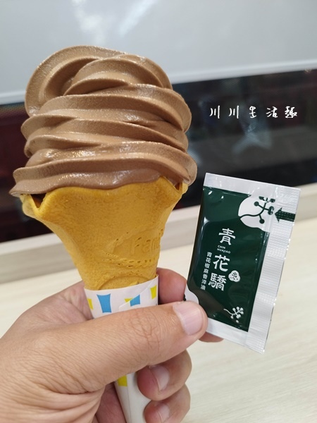 『全家FamilyMart』‐‐ 青花椒霜淇淋