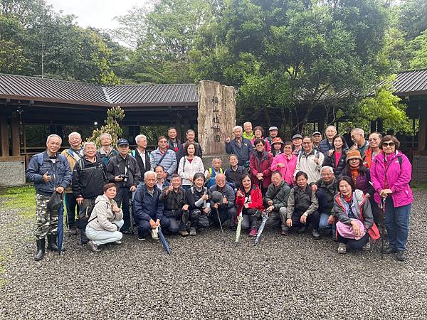 福山植物園接駁價錢諮詢，福山植物園包車一日遊-熊熊車隊