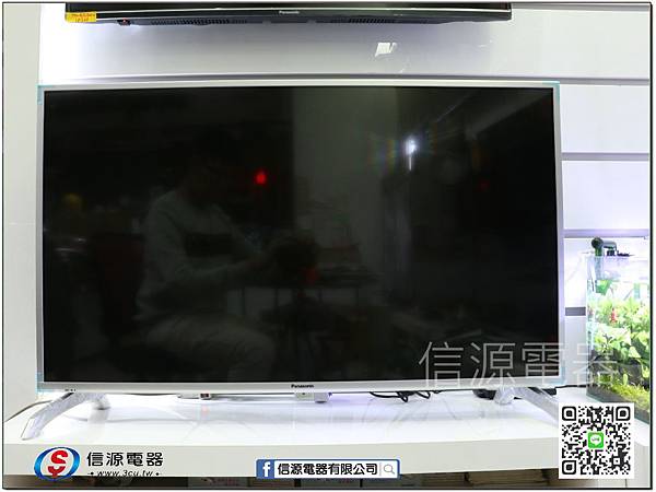 TH-43D410W 正面 TH-43D410W 正面