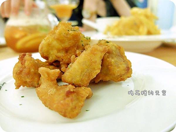 玫瑰園餐點茶點2.JPG