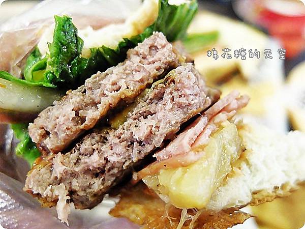 00餐點漢堡11.JPG
