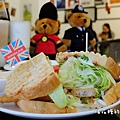 塔塔黃金鱈魚吐司.JPG