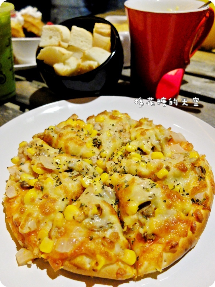 餐披薩.JPG 餐披薩.JPG