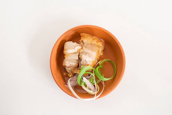 pork belly confit cut.jpg