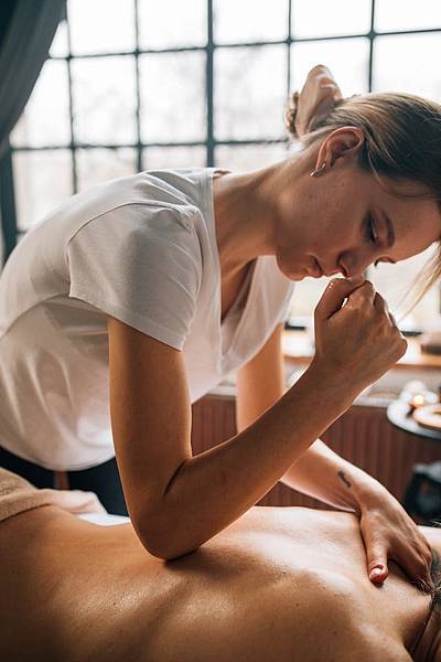 找回身心平衡的旅程：現代人的自我照顧指南