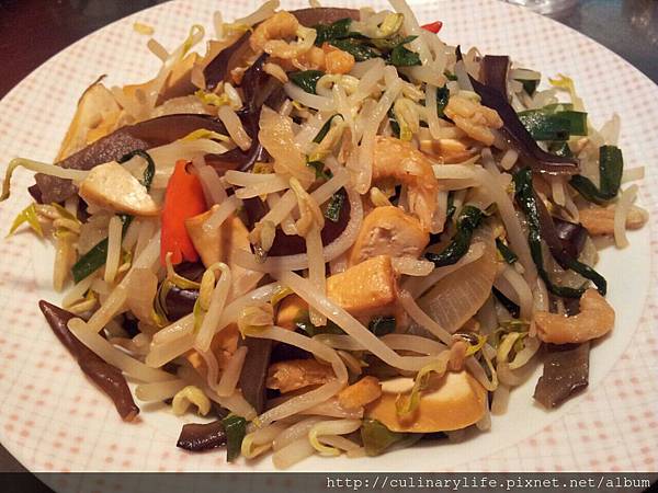 綠豆芽韮菜干絲 綠豆芽韮菜干絲