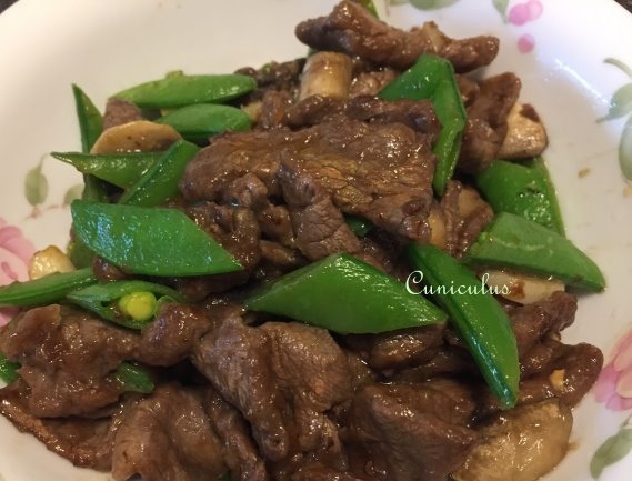 豌豆洋菇炒牛肉