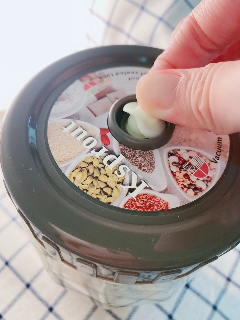 女人知己試用大隊,口碑行銷,部落客行銷,Ksprout愛藏鮮 豪華真空保鮮套裝組,愛藏鮮,食物保鮮袋,保鮮罐,真空保鮮罐,真空保鮮,真空罐,真空密封,密封罐,密封袋,真空夾鏈袋,舒肥夾鏈袋,真空袋