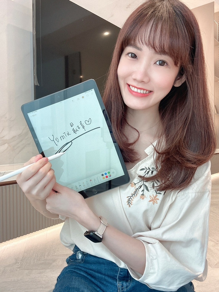 YOMIX 優迷 Apple iPad 專用磁吸充電藍牙觸控筆 A03_230213_1.jpg