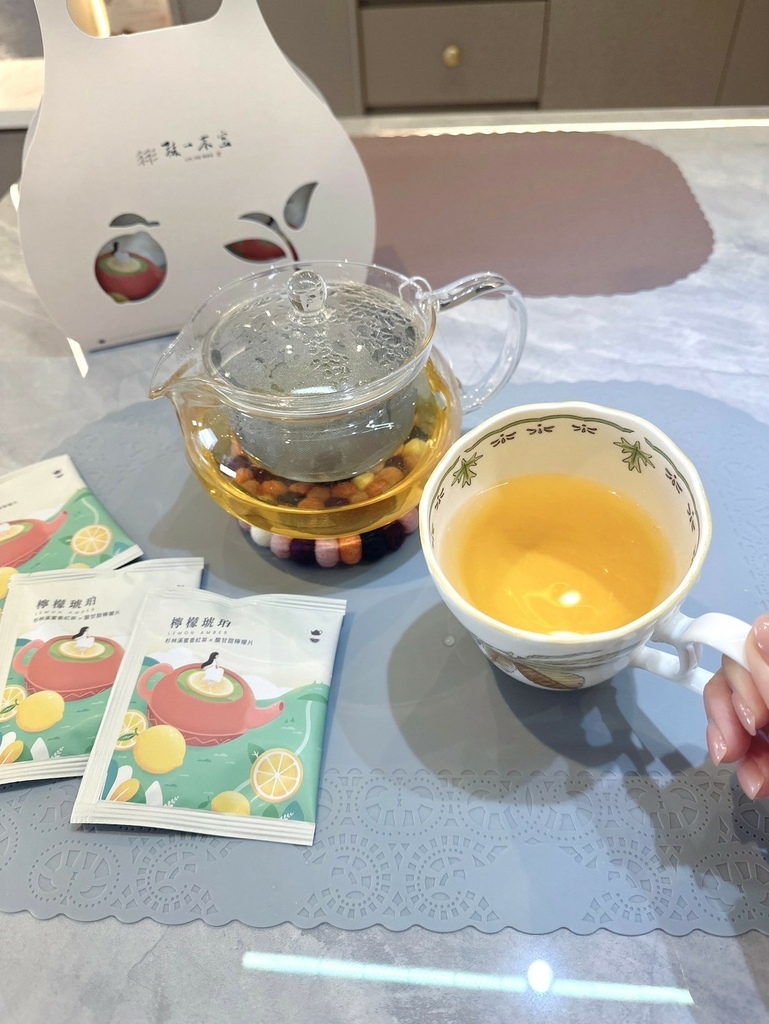 秝一茶室Ｘ時代茗茶－檸檬琥珀手提包禮盒_240229_1.jpg