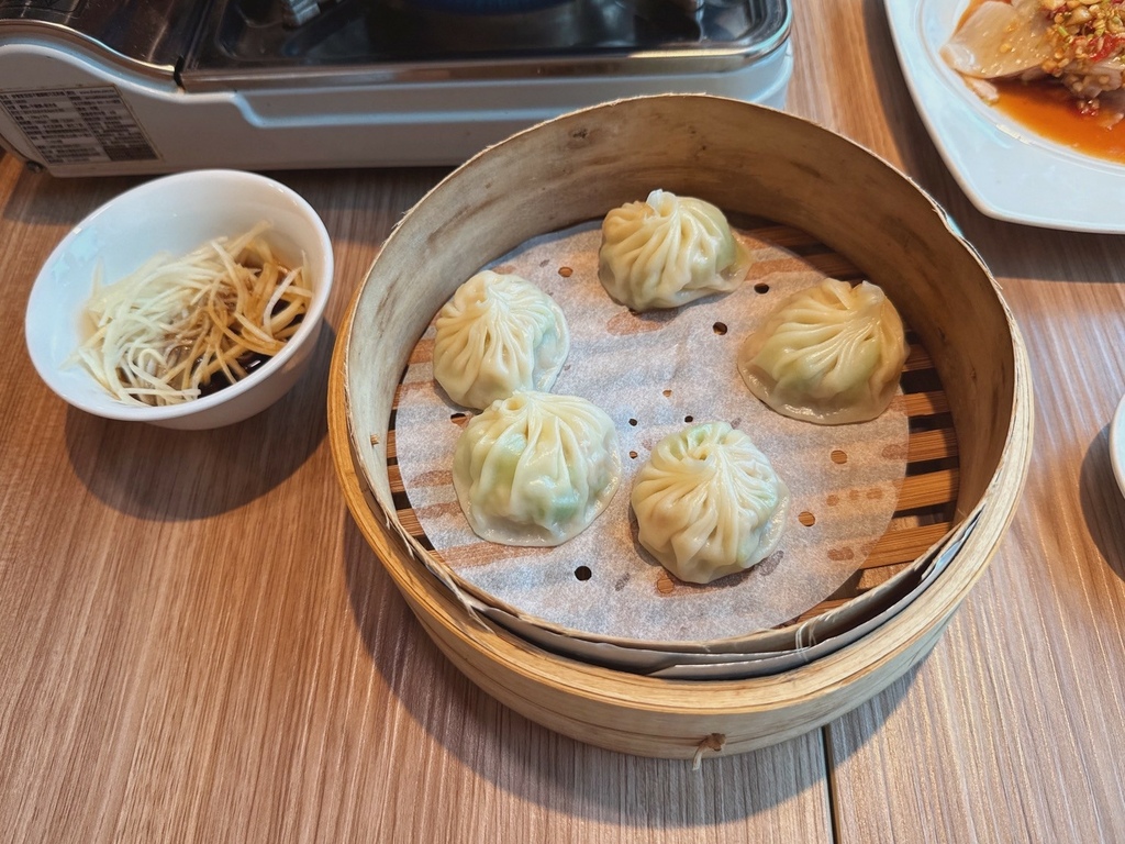 LINE_ALBUM_泰和樓 正宗東北料理推薦_250704_4.jpg