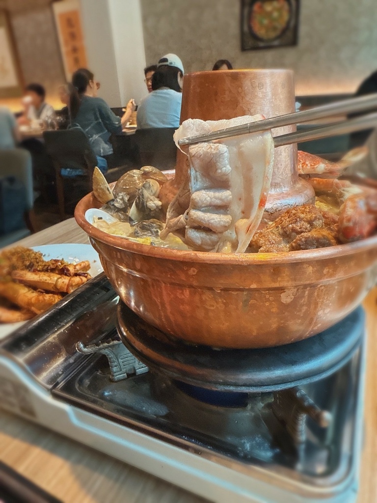 LINE_ALBUM_泰和樓 正宗東北料理推薦_250704_15.jpg