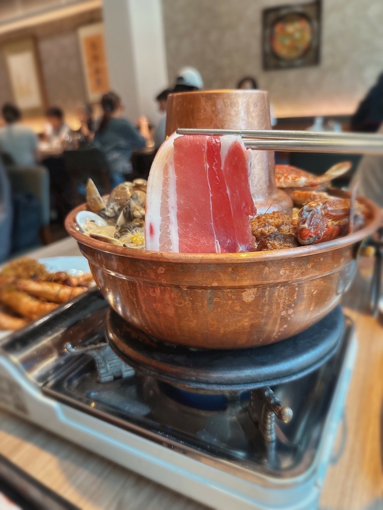 LINE_ALBUM_泰和樓 正宗東北料理推薦_250704_14.jpg