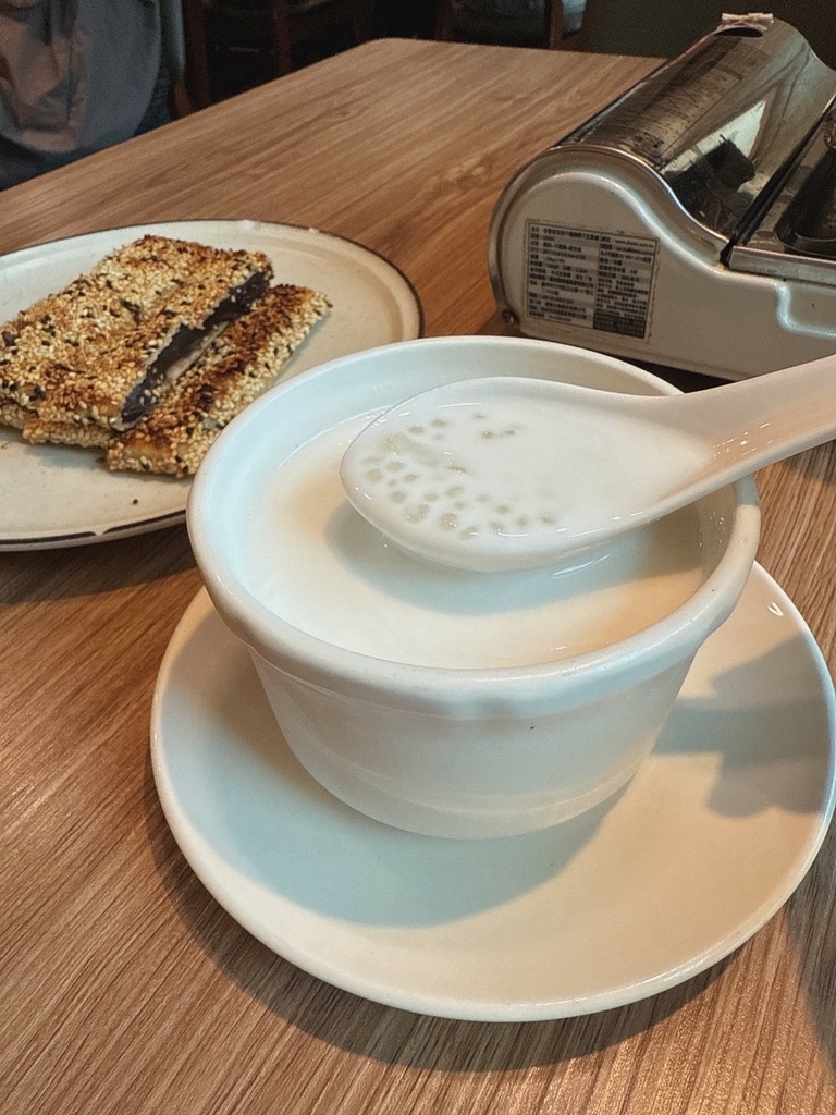 LINE_ALBUM_泰和樓 正宗東北料理推薦_250704_20.jpg