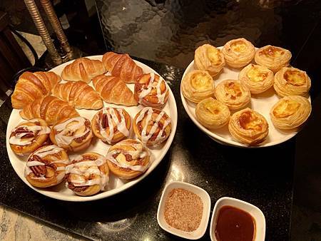 [食記] 台北 遠東香格里拉飯店--行政酒廊