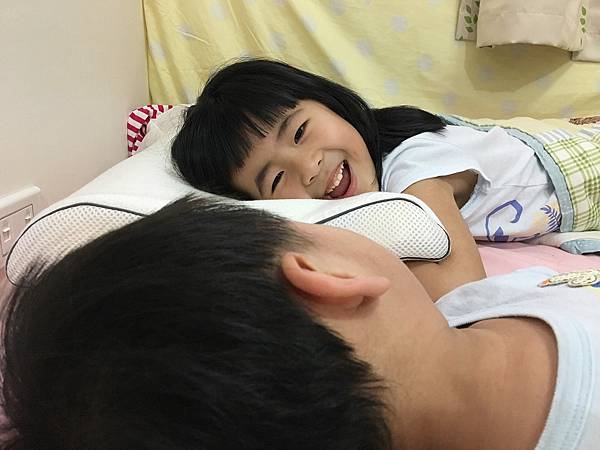 金格名床ICA兒童成長枕 (10).JPG