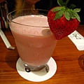  草莓奶昔 (普普...)