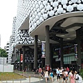 新加坡當地事務所WOHA設計的百貨公司