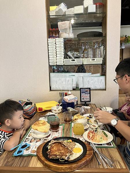 親子景點-侏羅紀牛排