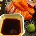 金泰 鮭魚生魚片