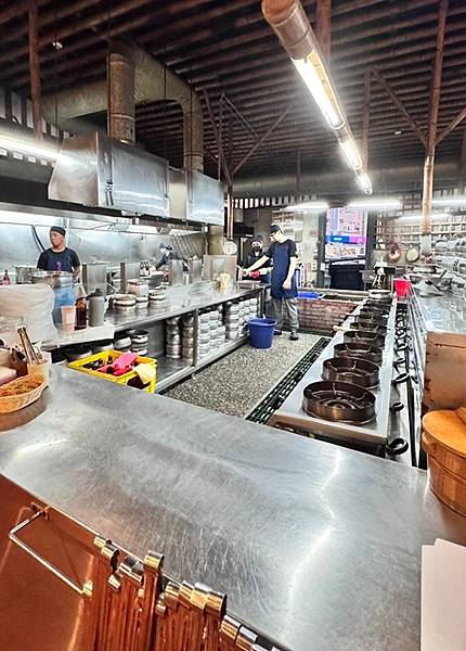 新竹海鮮餐廳-黃金海岸活蝦之家 新竹海鮮餐廳-黃金海岸活蝦之家