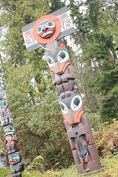 totem pole totem pole