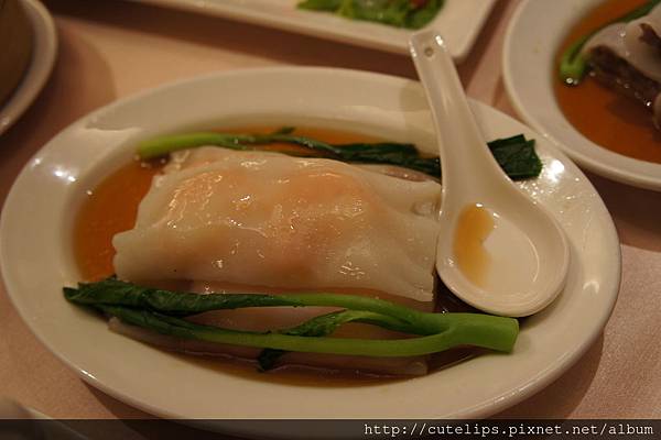 鮮蝦蒸腸粉 鮮蝦蒸腸粉