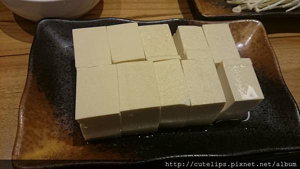 板豆腐104/5/24 板豆腐104/5/24