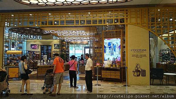 南紡夢時代1樓店面外觀 南紡夢時代1樓店面外觀