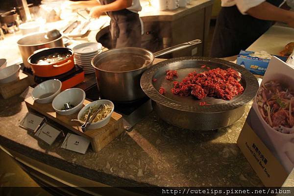 鮮煮牛肉湯104/9/26 鮮煮牛肉湯104/9/26