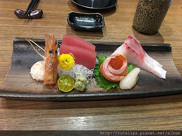 特選綜合生魚片105/1/23 特選綜合生魚片105/1/23