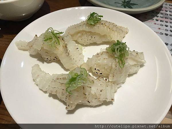 比目魚緣側壽司105/3/27 比目魚緣側壽司105/3/27