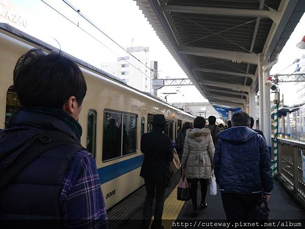 小田急電車 藤澤站