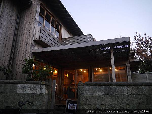 長谷駅 カフェ 坂の下巷口