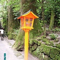 神社的燈