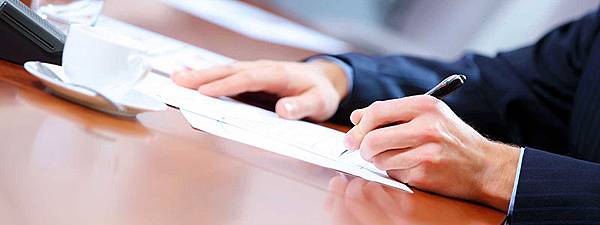 signingdocument.jpg signingdocument.jpg