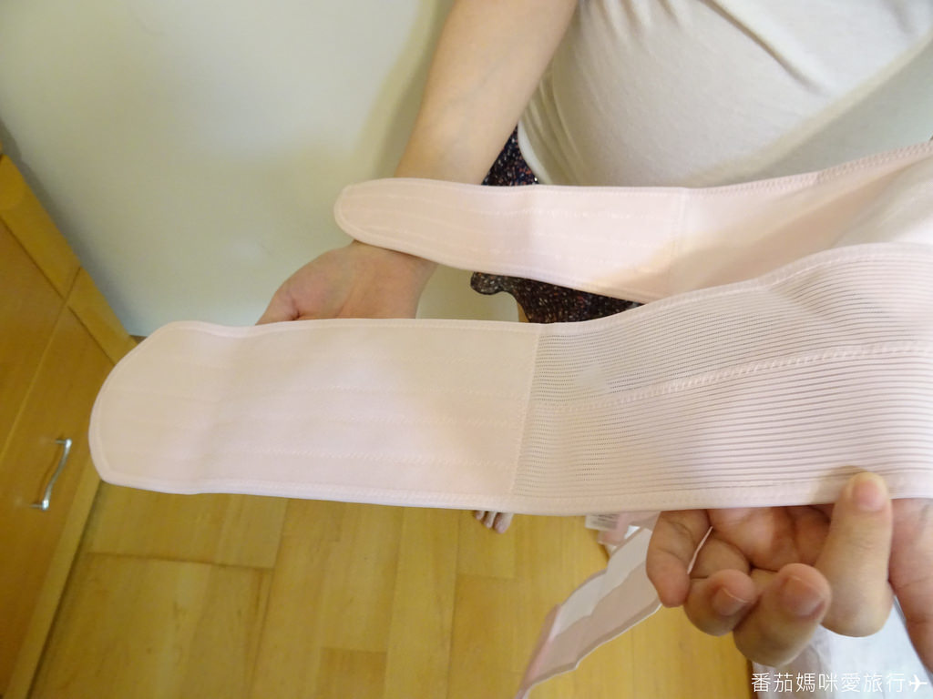 六甲村薄蟬翼彈力托腹帶 (1)